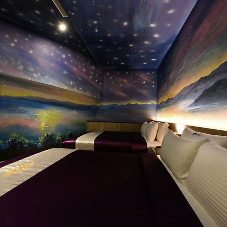 W3 Motel Luzhu Phòng bức ảnh