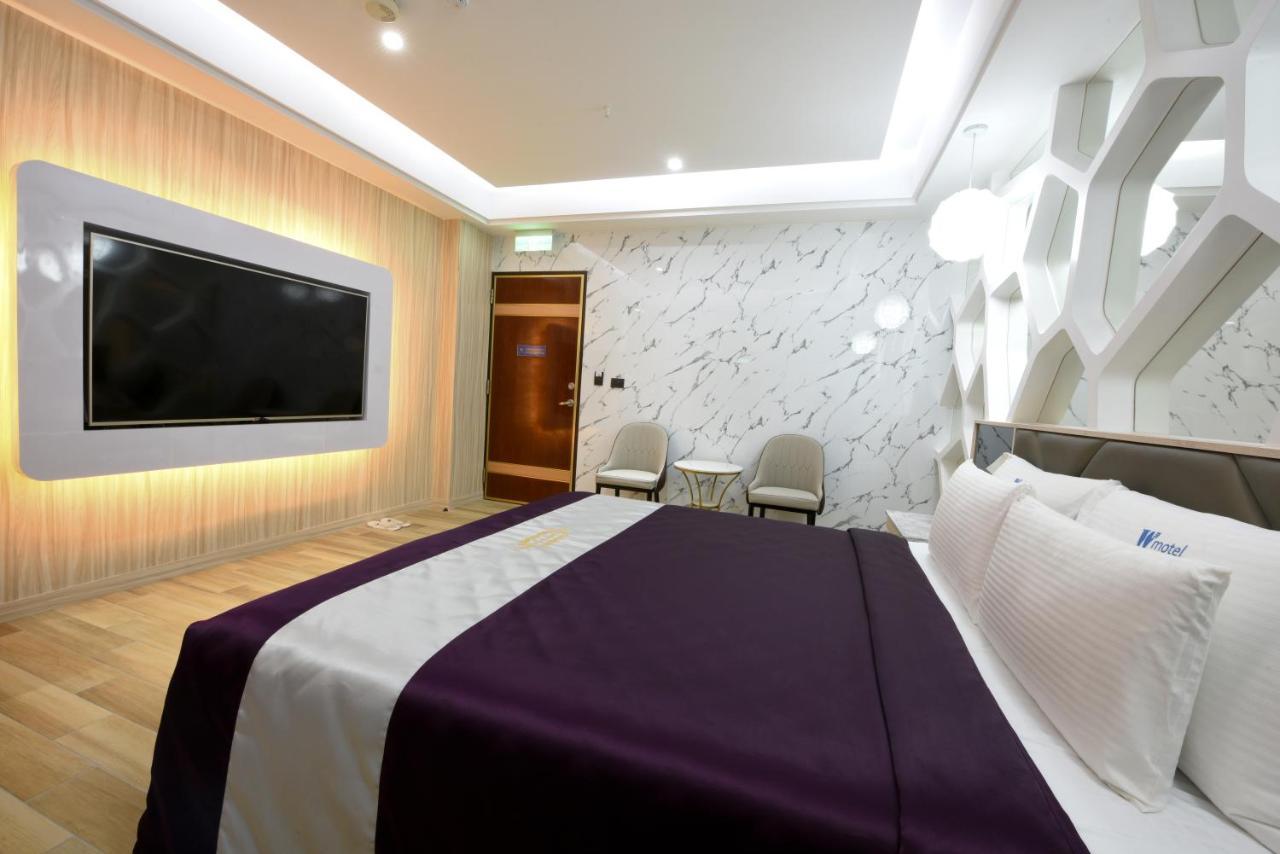 W3 Motel Luzhu Ngoại thất bức ảnh
