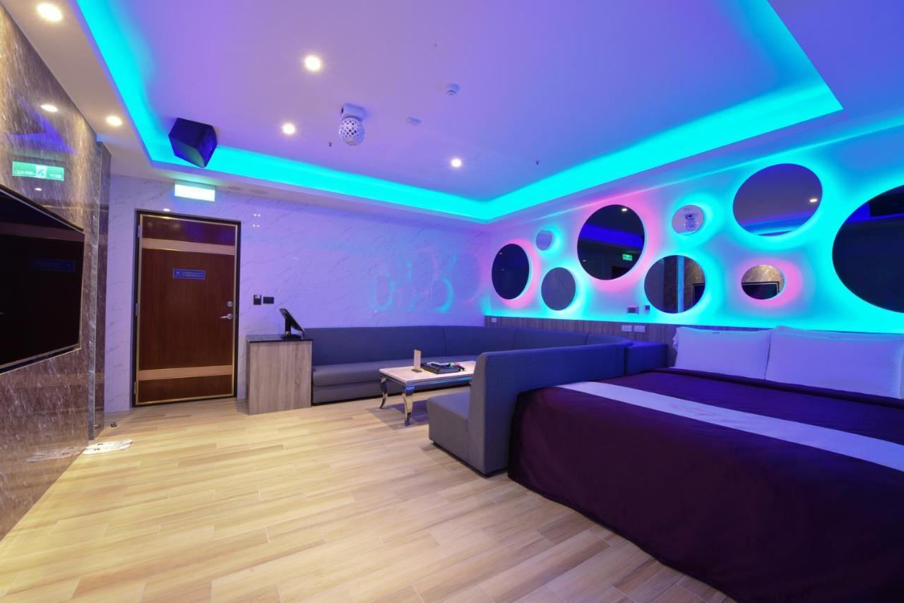 W3 Motel Luzhu Ngoại thất bức ảnh