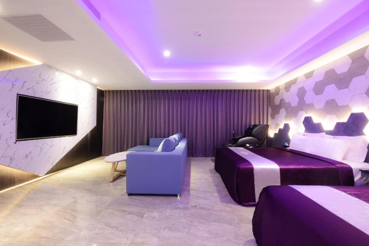 W3 Motel Luzhu Ngoại thất bức ảnh